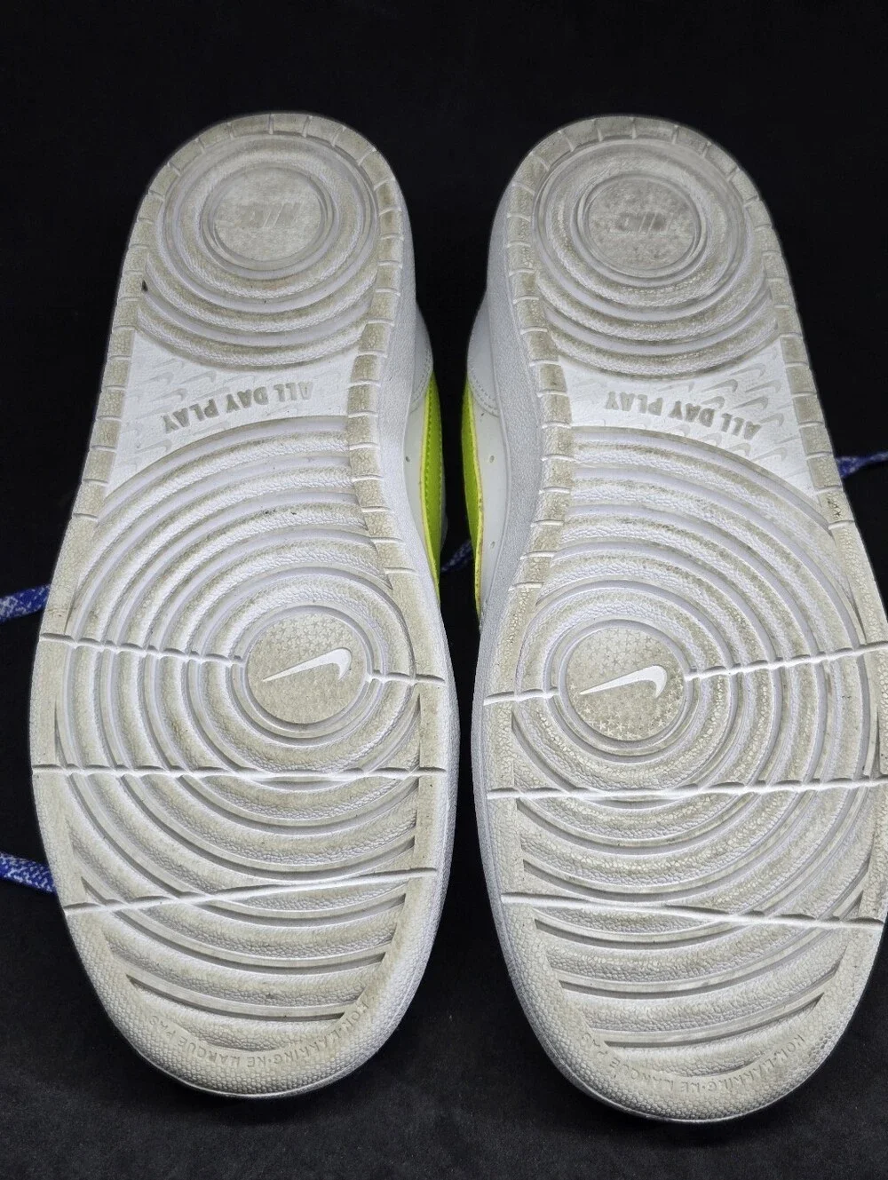 Nike Court Borough Low 2 SE Basketball Sneakers Shies 5.5Y